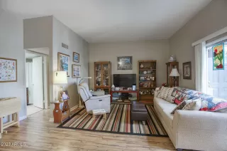 Photo #3: 6594101 Listing 