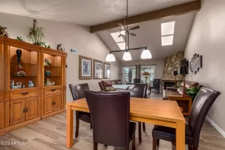 Photo #6: 6594146 Listing