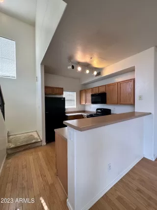 Photo #3: 6594159 Listing