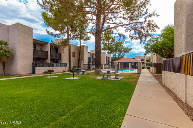 MLS: 6594194 Condo For Sale