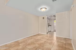 Photo #4: 6594194 Listing