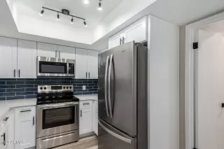 Photo #6: 6594348 Listing 