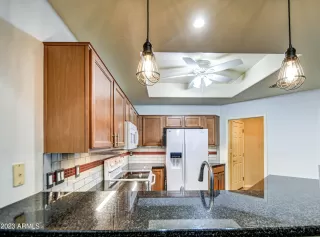 Photo #4: 6594669 Listing