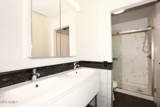 Photo #5: 6594739 Listing