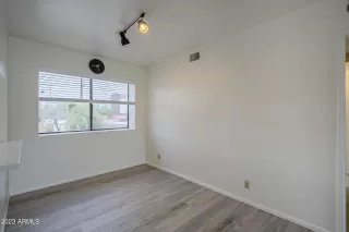 Photo #5: 6594843 Listing 