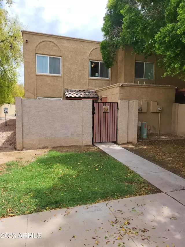 MLS: 6594945 Condo For Sale