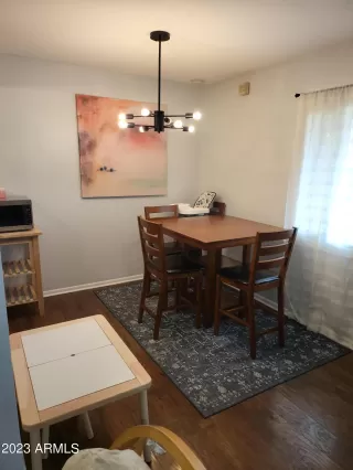 Photo #5: 6594945 Listing