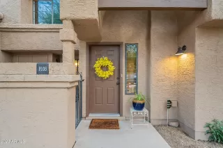 Photo #1: 6595000 Listing