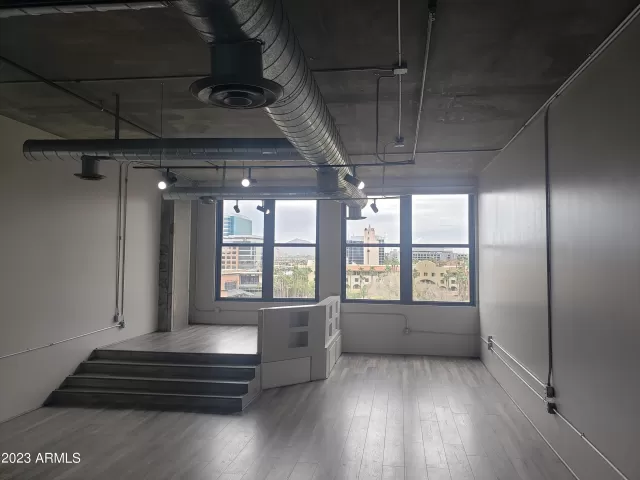 MLS: 6595346 Condo For Sale