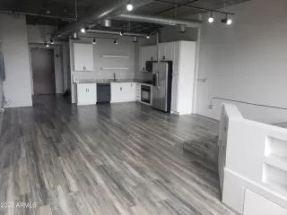 Photo #2: 6595346 Listing