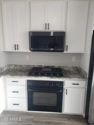 Photo #5: 6595346 Listing