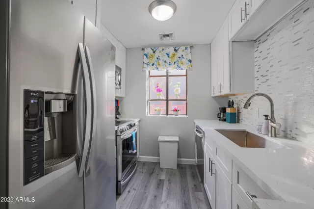 MLS: 6595363 Condo For Sale