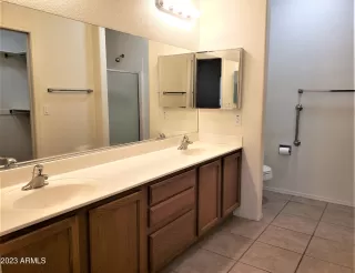 Photo #6: 6595450 Listing