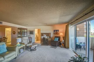 Photo #5: 6595456 Listing 