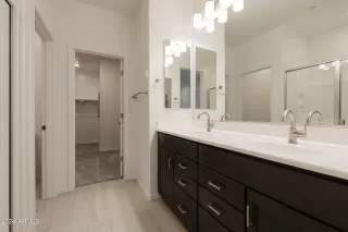 Photo #6: 6595628 Listing