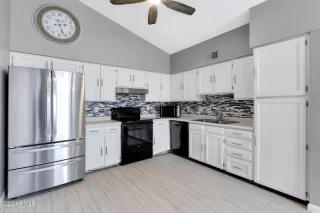 Photo #4: 6595815 Listing 