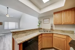 Photo #4: 6595846 Listing 