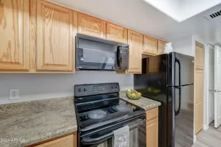 Photo #5: 6595846 Listing 