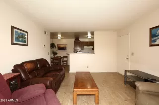 Photo #4: 6595877 Listing 