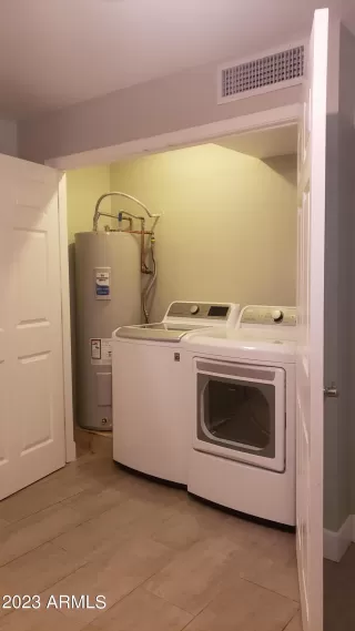 Photo #5: 6595945 Listing 