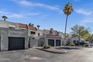 Photo #4: 6595992 Listing