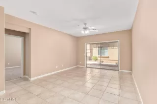 Photo #4: 6596218 Listing