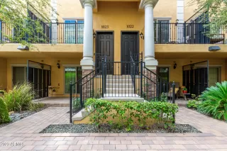 More Details about MLS # 6596419 : 421 W 6TH STREET#1022