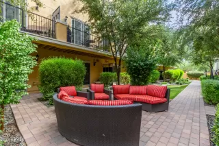 Photo #2: 6596419 Listing 