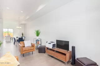 Photo #3: 6596419 Listing 