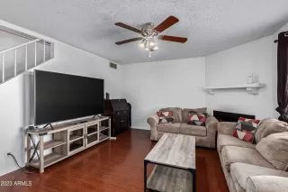 Photo #6: 6596471 Listing