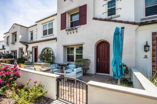 MLS: 6596576 Condo For Sale