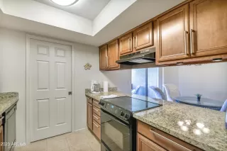 Photo #4: 6596699 Listing 