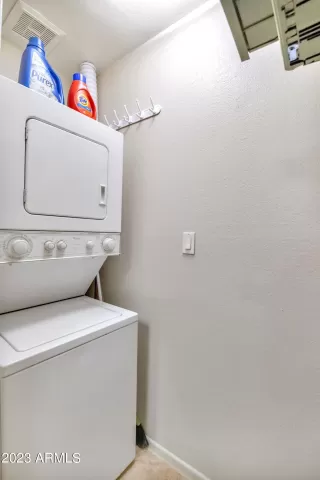 Photo #6: 6596699 Listing 