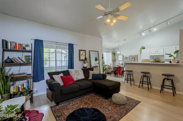 MLS: 6596736 Condo For Sale