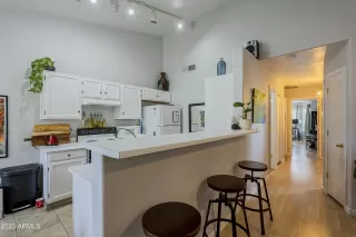 Photo #1: 6596736 Listing