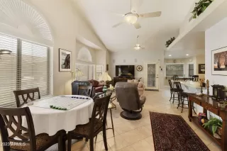 Photo #6: 6596769 Listing 