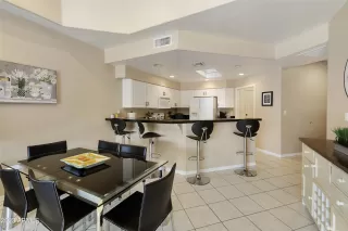 Photo #6: 6596791 Listing 