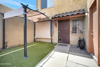 Photo #3: 6596843 Listing