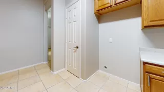 Photo #2: 6596847 Listing 