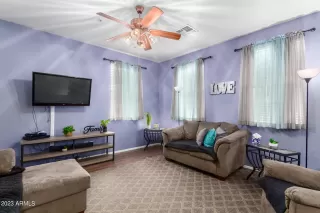 Photo #3: 6596957 Listing