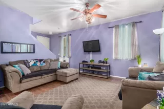 Photo #4: 6596957 Listing