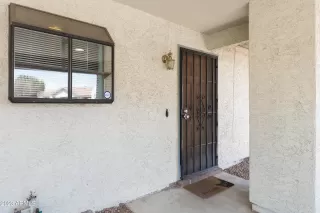 Photo #4: 6596973 Listing