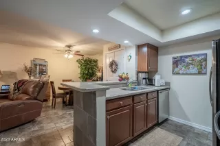Photo #6: 6597061 Listing 