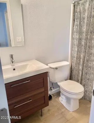 Photo #5: 6597258 Listing