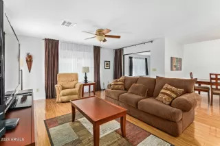 Photo #6: 6597519 Listing 