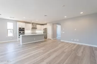Photo #6: 6597684 Listing