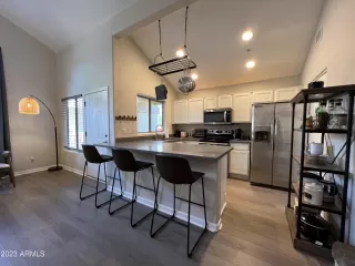 Photo #3: 6597706 Listing 