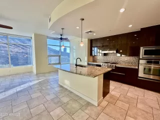 Photo #1: 6597880 Listing