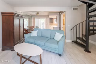 Photo #4: 6597882 Listing 