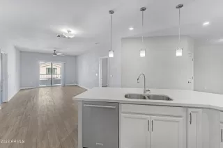 Photo #6: 6598086 Listing 